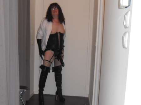  Travestie super salope d'âge mûr