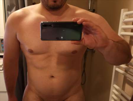 Cherche jeune femme pour fellation