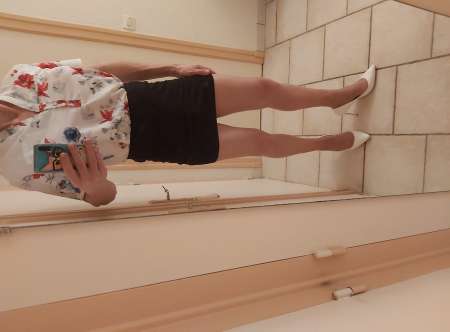 Travestie féminine pour F ou couple de Femmes