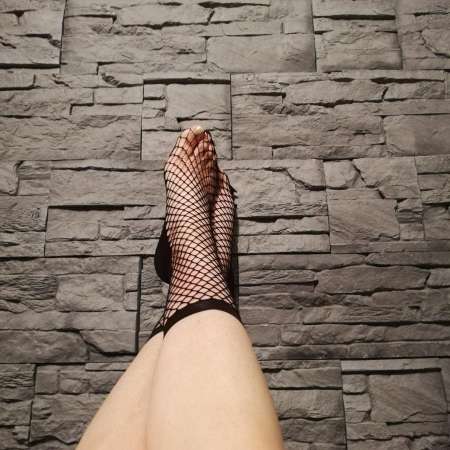 Je vend des photos de mes petits pieds taille 36