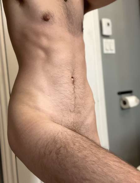 Jeune ftm prêt à te recevoir