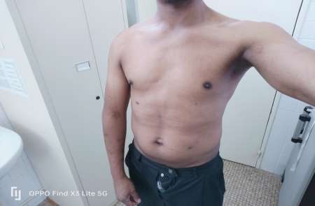 Jeune homme africain pour couple et mme en manque