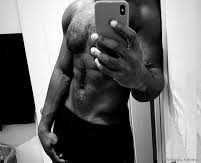 Beau black bien membré et sportif