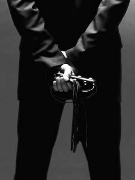 Dominant cherche sa soumise