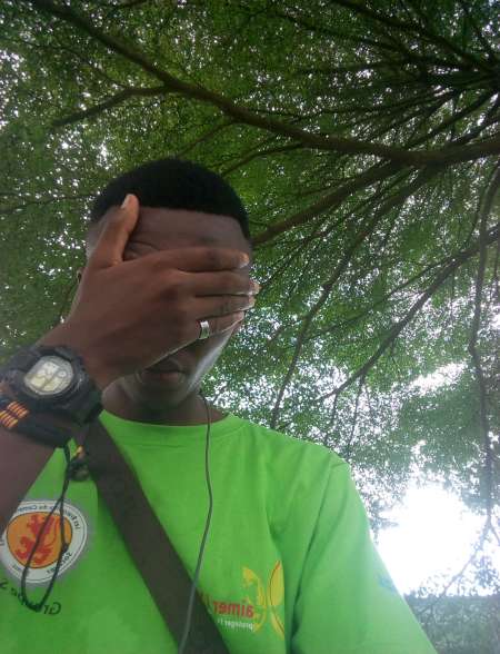 Escort boy disponible.