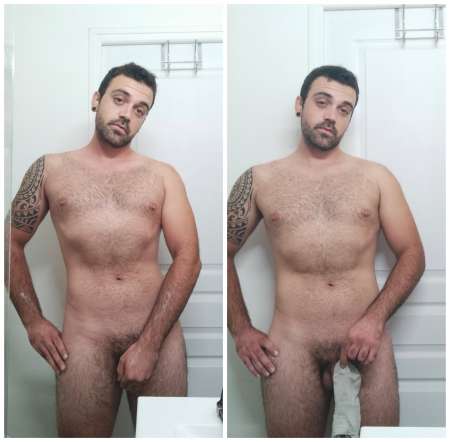 Beau gosse complètement à poil