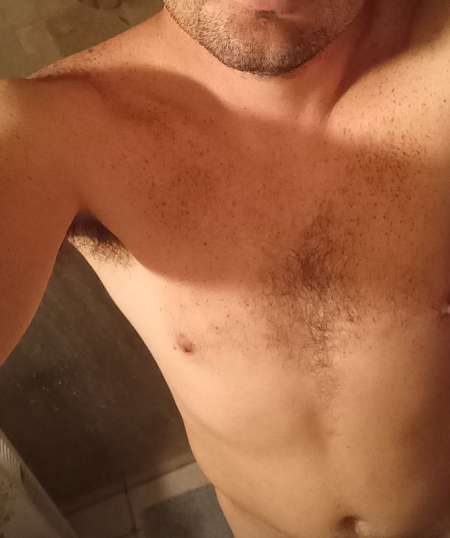 Homme 34 ans cherche masseuse attentionné
