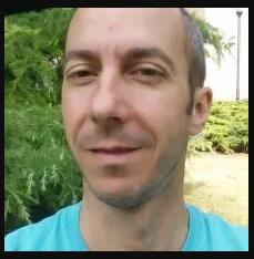 Home agréable pour rencontres complices, plaisirs