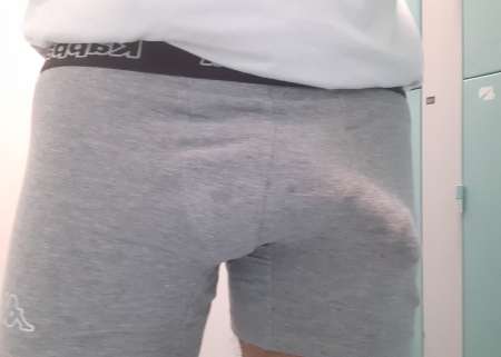 Tbm et endurant circoncis et je gicle énormément