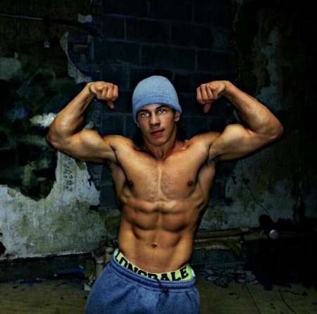 Recherche H 18-20 ans esprit dominateur