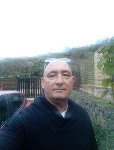 Distingué, courtois et très délicat