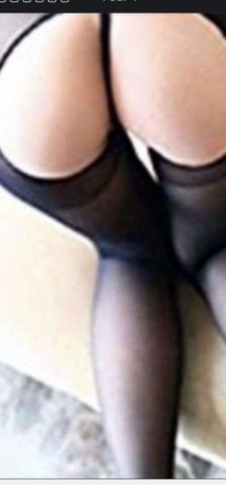 Garçon en lingerie pour detente