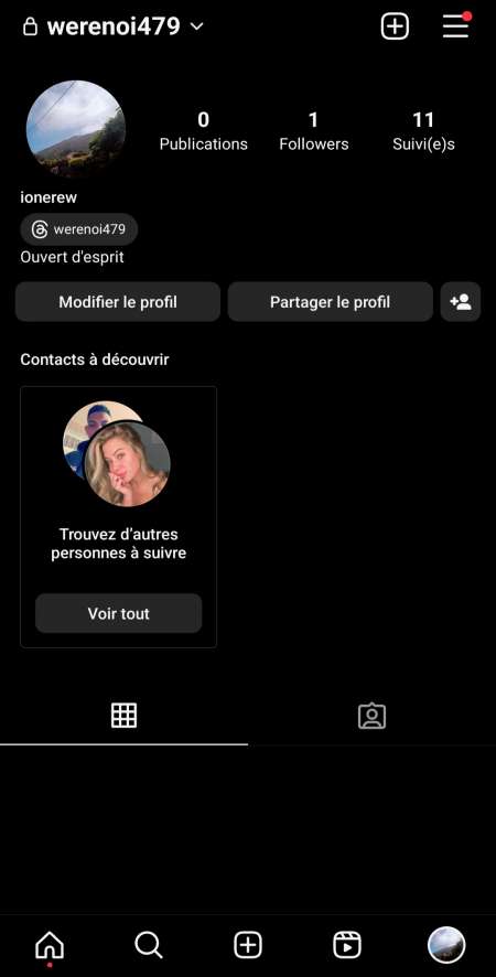 Jeune black( 22ans) rech personne de sexe féminin