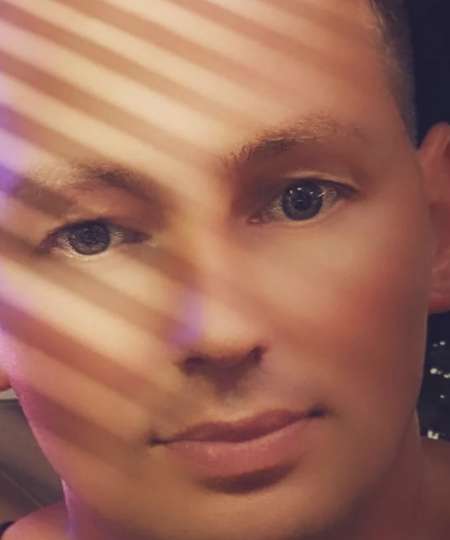 Escort boy 76.330 Sylvin