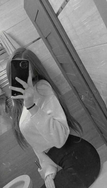 UNE BELLE FEMME AFFECTUEUX