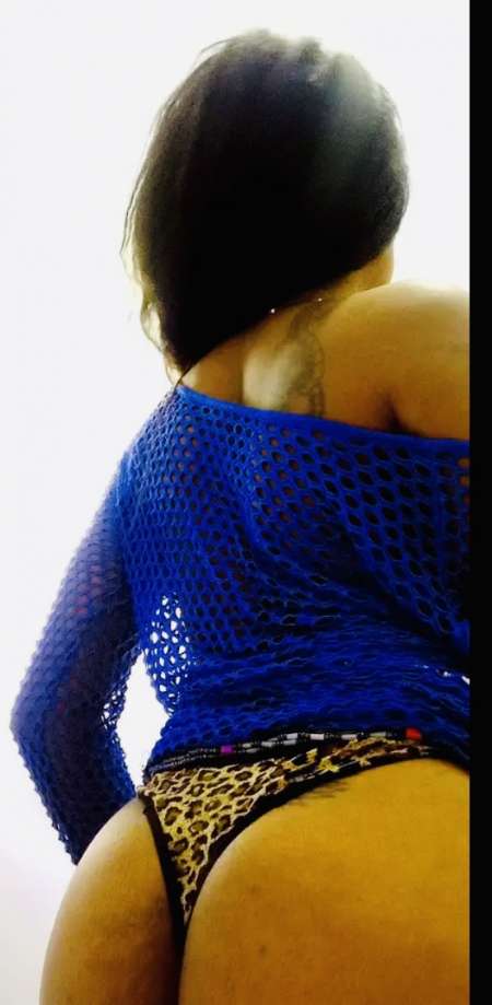 Pénètre moi bb j’aime le sexe