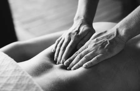 Massage à Domicile pour Couple, Femmes et Hommes