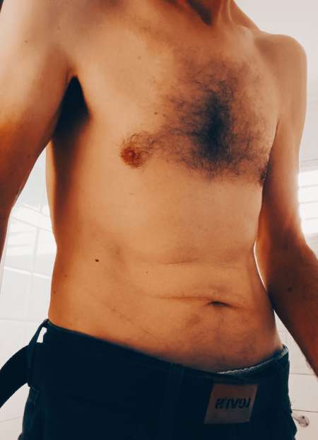  Homme (46 ans) cherche une amie avec des avantages