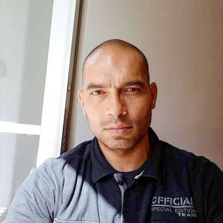 beau métis disponible pour femme.