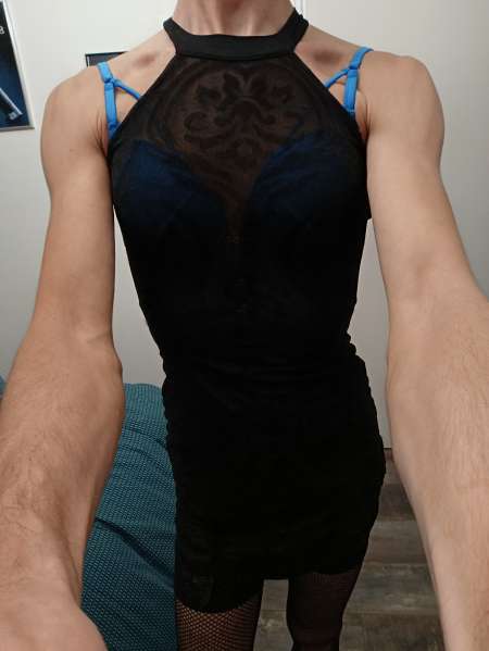 Travestie cherche son maître ou sa maîtresse