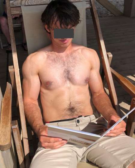 Jeune étalon de 25 ans, prêt à combler vos envies