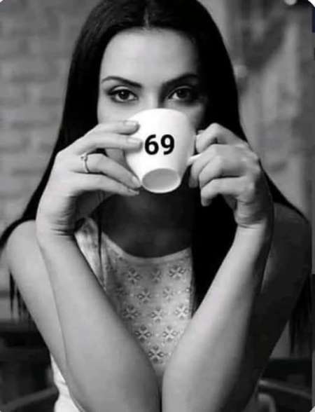 Lesbienne cherche plan à 3 avec 02 autres femmes