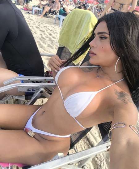  LA PLUS BELLE ET LA PLUS SEXY DE TOUTES