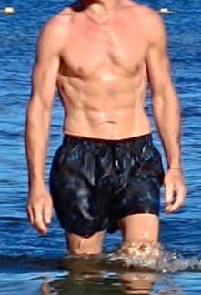 Cherche relation discrète