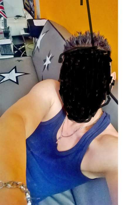 Gentlemen cherche une jeune fille Etudiante blonde