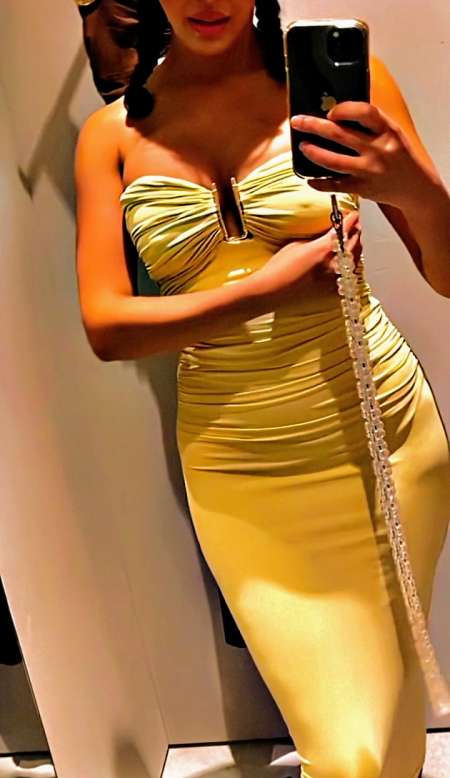 Algérienne italienne de Lyon dispo ce déplace