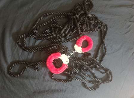 Homme barbu TBM réel ou virtuel