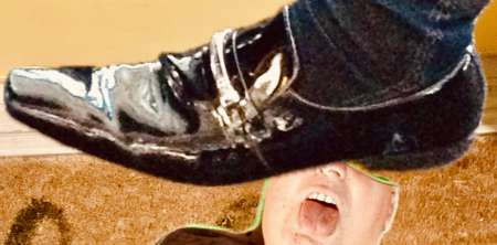 Décrasser chaussure paillasson macrophilie