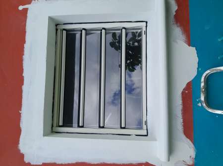 Loue chambre femme avec 1 enfants maximum ou sans