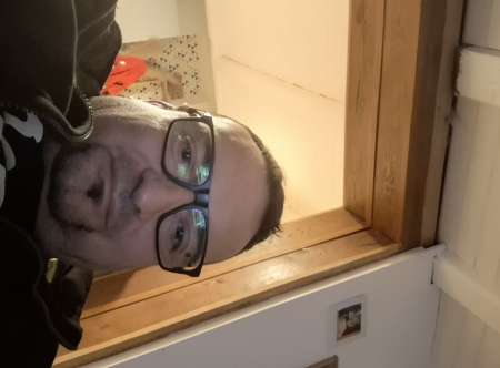 Recherche relation discrète