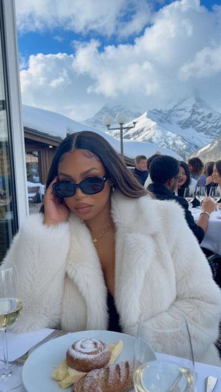 Cherche Money slave pour subvenir à mes besoins