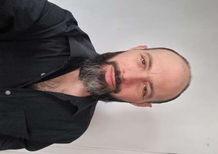 Moments uniques et sur mesure