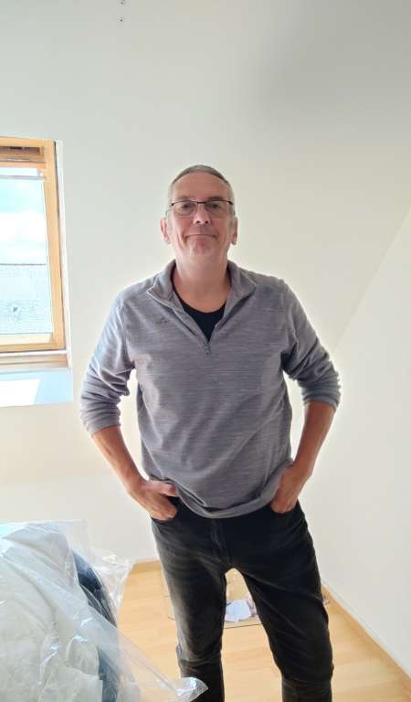 Femme mature en manque de câlins et de chaleur