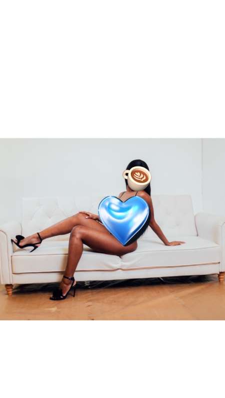 Cherche homme mûr pour relation longue durée