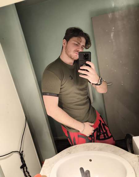 recherche une maîtresse qui souhaite un bon toutou