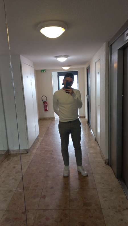 Homme de 24 an rencontre sans prise de tete