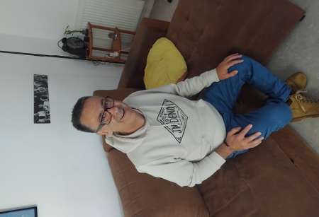 Homme pour long cunni