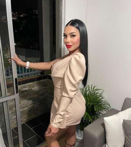 LINA ESPECE DISPO APPART PRIVE