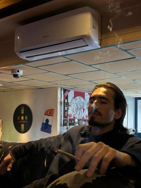 Jeune Marseillais...