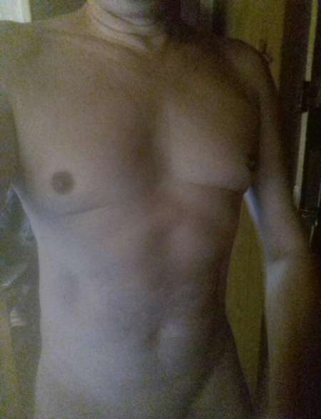 recois jeune fille tres gourmande